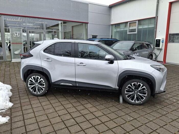 Toyota Yaris Cross Toyota Yaris Hybrid S Adventure... Comfort