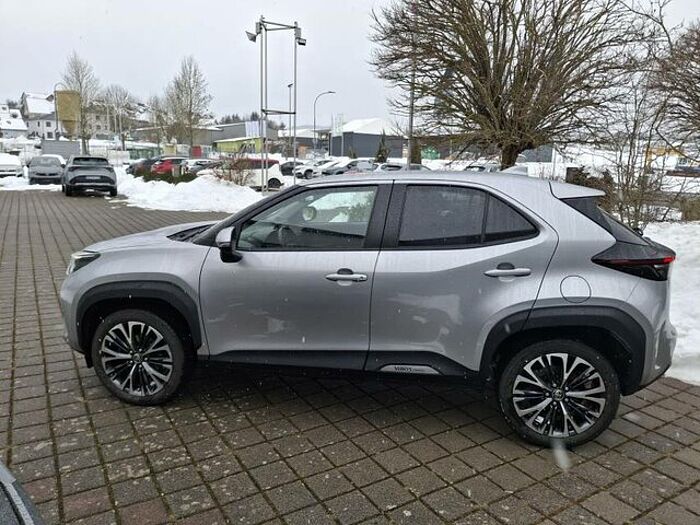 Toyota Yaris Cross Toyota Yaris Hybrid S Adventure... Comfort