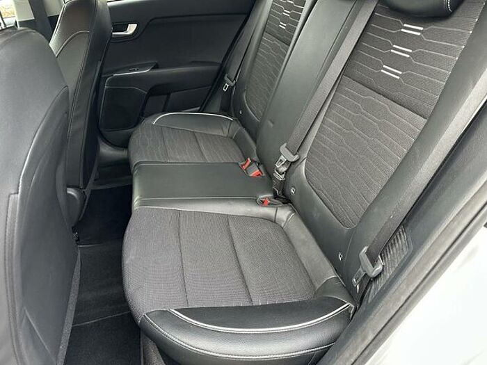 Kia Stonic 1.0T 120 48V GTL NAVI...