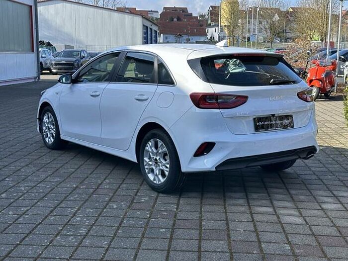 Kia Ceed... Ceed ...