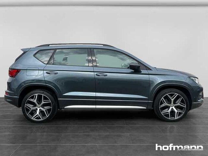 SEAT Ateca FR DSG 4WD AHK 360 Kamera 8-Fach El. Pano Navi Alcantara Soundsystem LED E