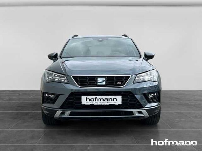SEAT Ateca FR DSG 4WD AHK 360 Kamera 8-Fach El. Pano Navi Alcantara Soundsystem LED E