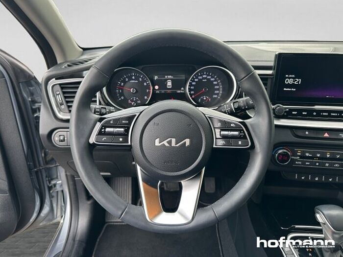 Kia Ceed Ultimate JBL LED Navi ACC CarPlay Keyless PDC SHZ LenkradHZG Privacyverglas cee'd