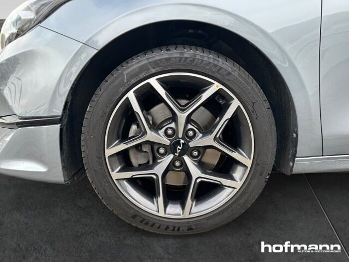 Kia Ceed Ultimate JBL LED Navi ACC CarPlay Keyless PDC SHZ LenkradHZG Privacyverglas cee'd