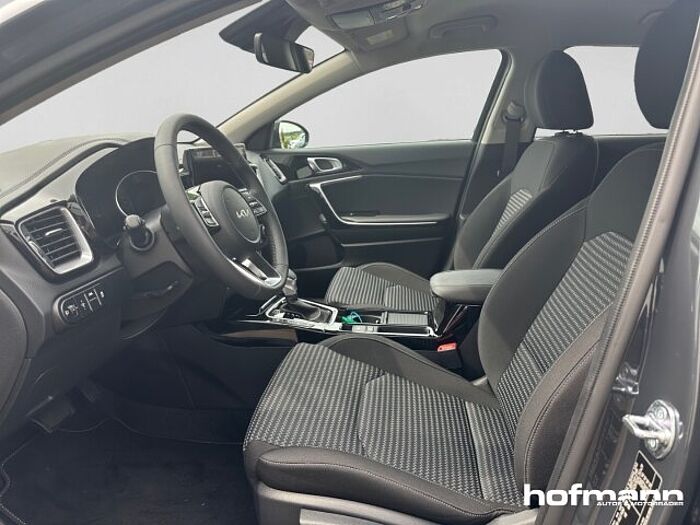 Kia Ceed Ultimate LED JBL-Sound Navi ACC Carplay SHZ Klima Keyless PDC Scheibentönun cee'd