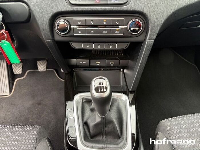 Kia Ceed Vision Navi ACC DAB SHZ LenkradHZG Temp Bluetooth Touchscreen Apple CarPlay cee'd