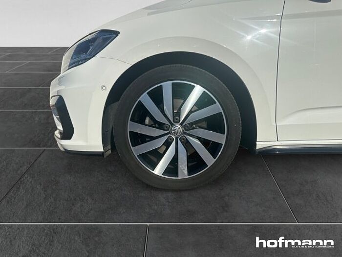 Volkswagen Touran United 1.5 TSI Sportpaket Navi LED El.Heckklappe...